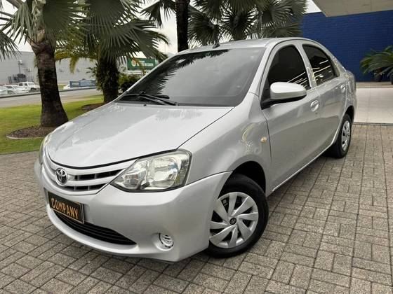 TOYOTA ETIOS 1.5 X SEDAN 16V FLEX 4P MANUAL